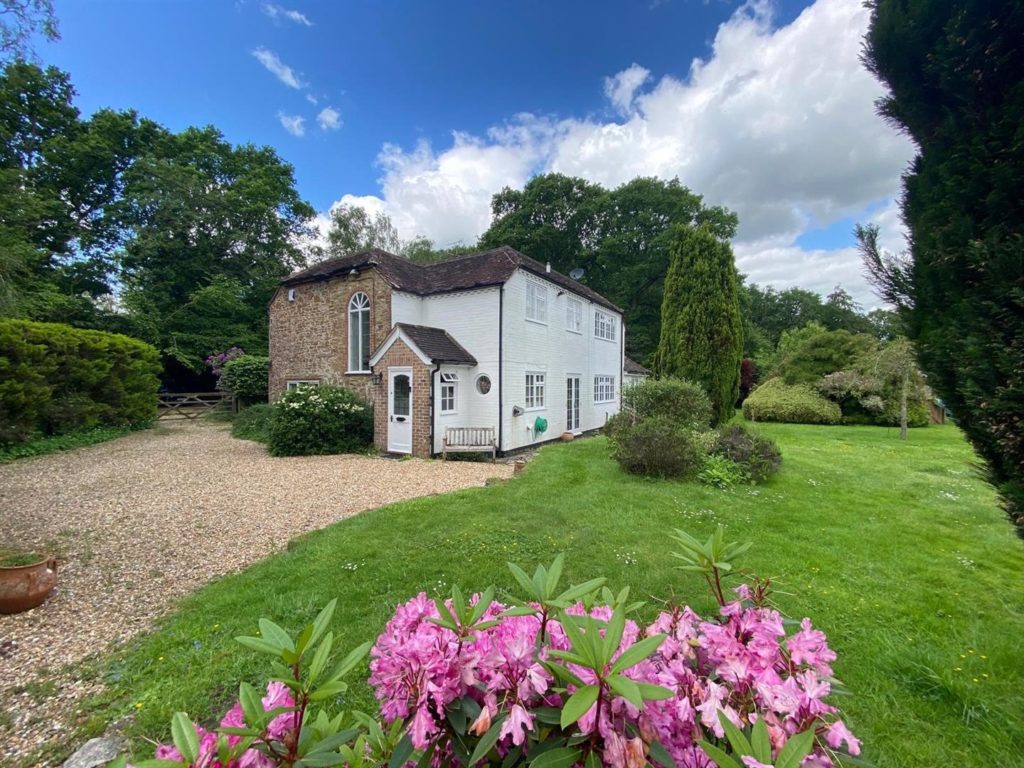 White Cottage, Passfield Common, Liphook, Hampshire, GU30 7RJ